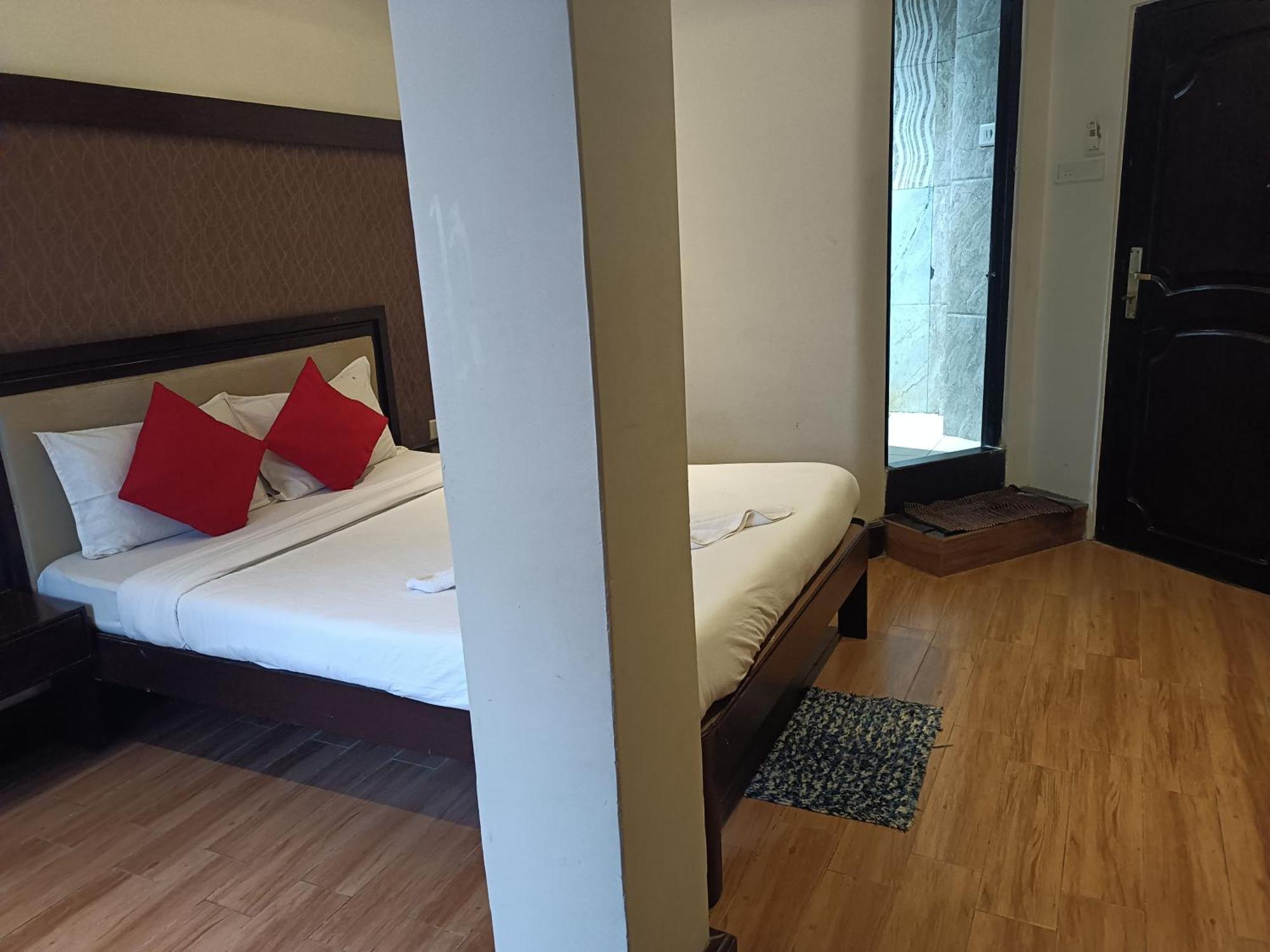 Hotel Serene Shillong Esterno foto
