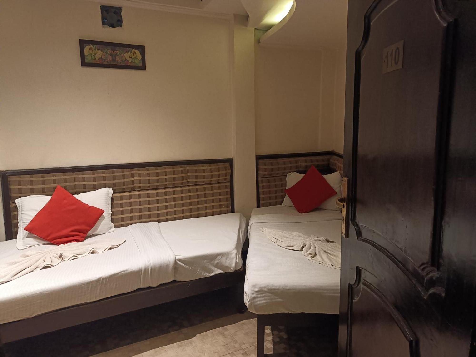 Hotel Serene Shillong Esterno foto