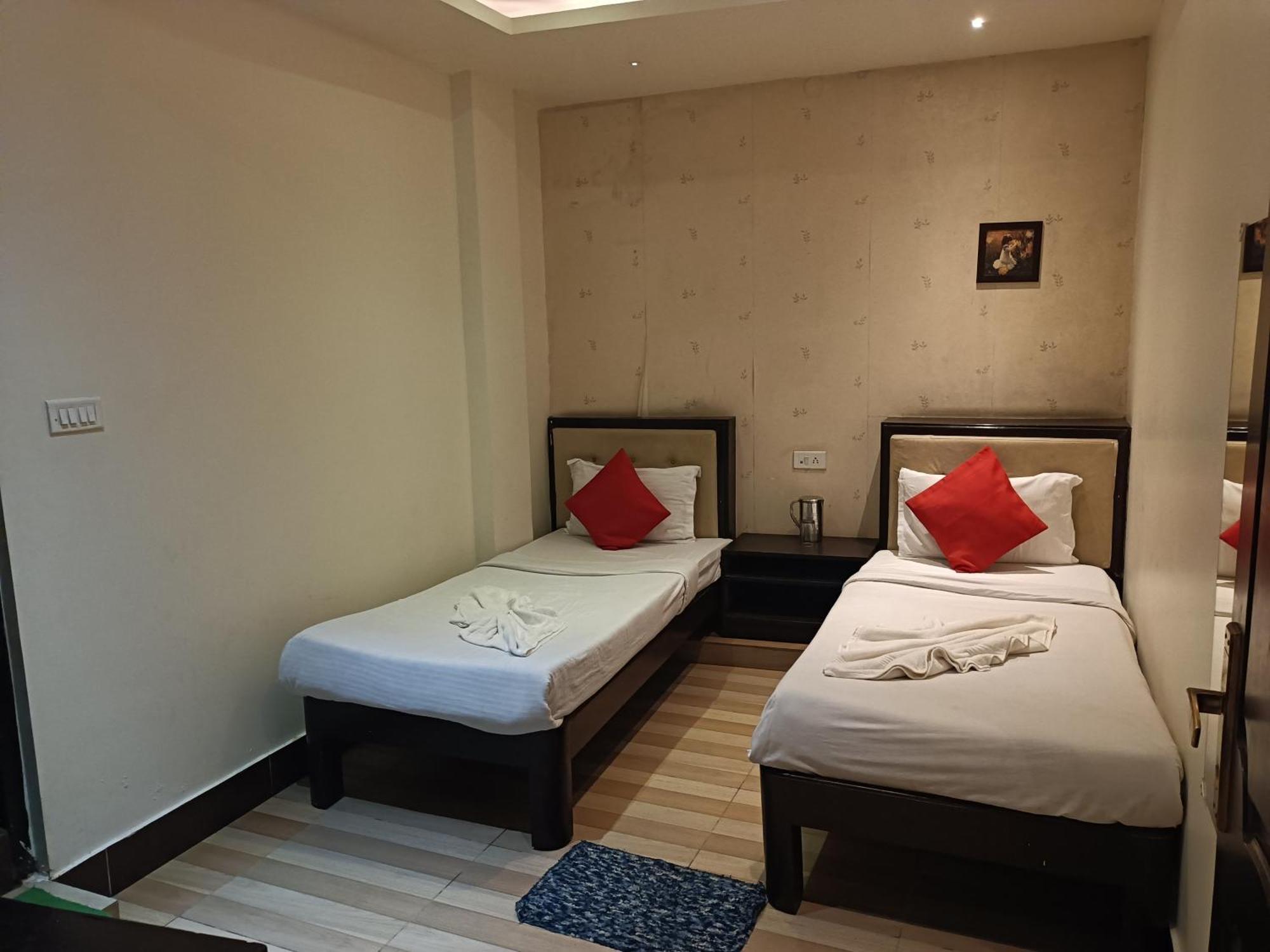 Hotel Serene Shillong Esterno foto