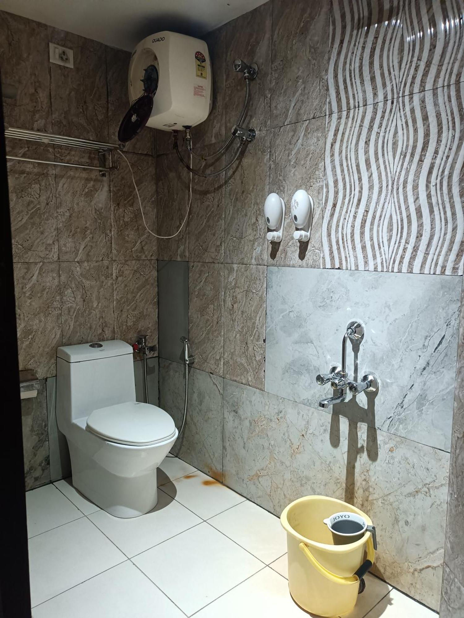 Hotel Serene Shillong Esterno foto