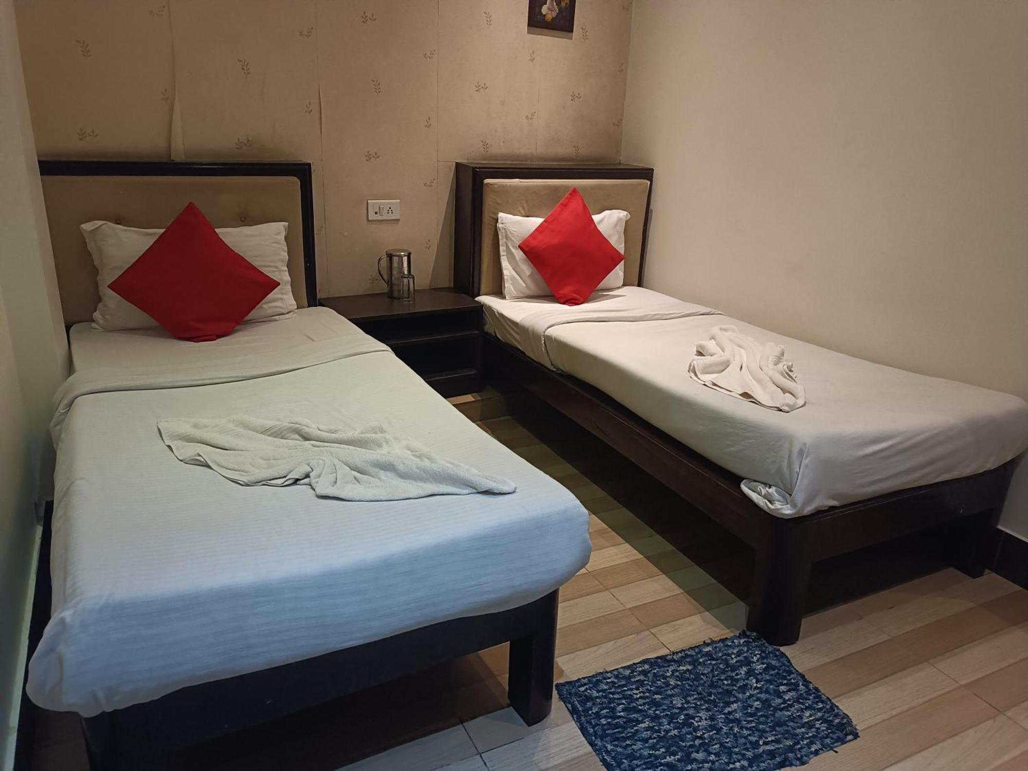 Hotel Serene Shillong Esterno foto