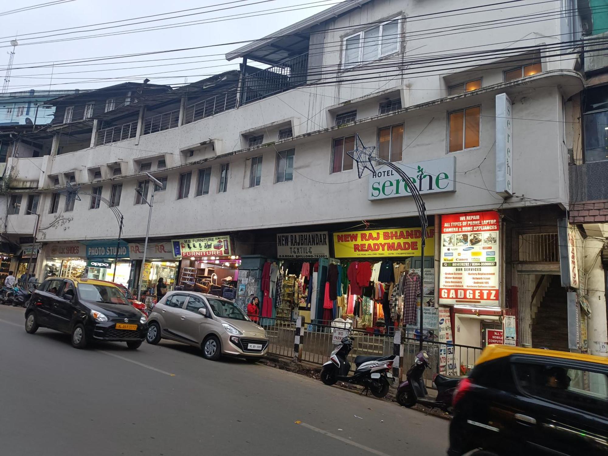 Hotel Serene Shillong Esterno foto
